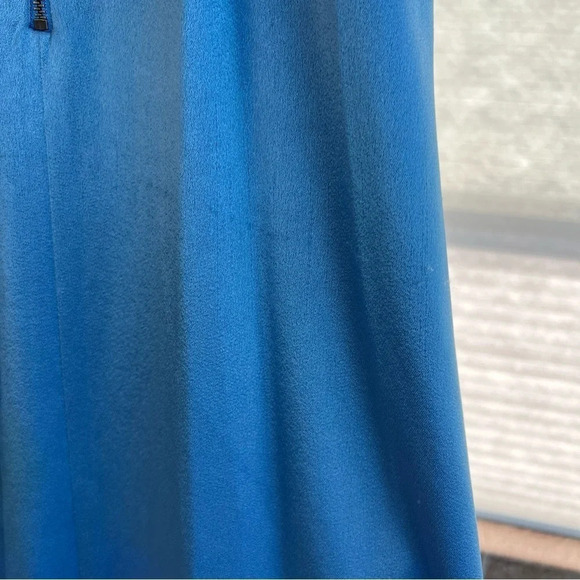 Alice + Olivia Diana V Neck High Slit Gown Cornflower Blue 6 Date Prom Formal - Picture 11 of 12